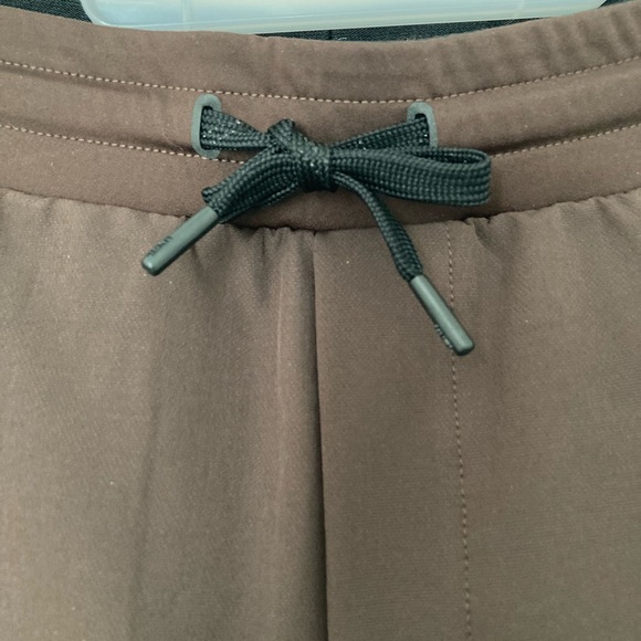 NWOT UNRL Performance Jogger - Picture 2 of 9